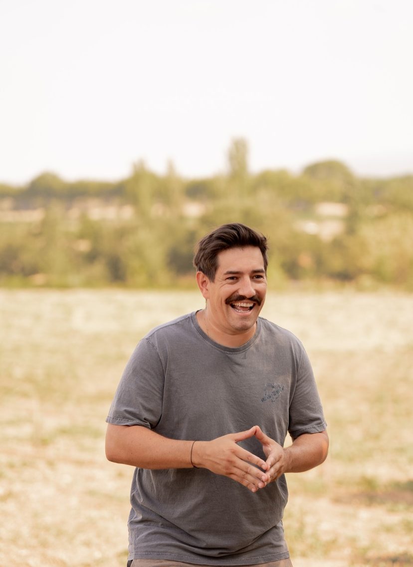 Dimitry Plantier dans le verger