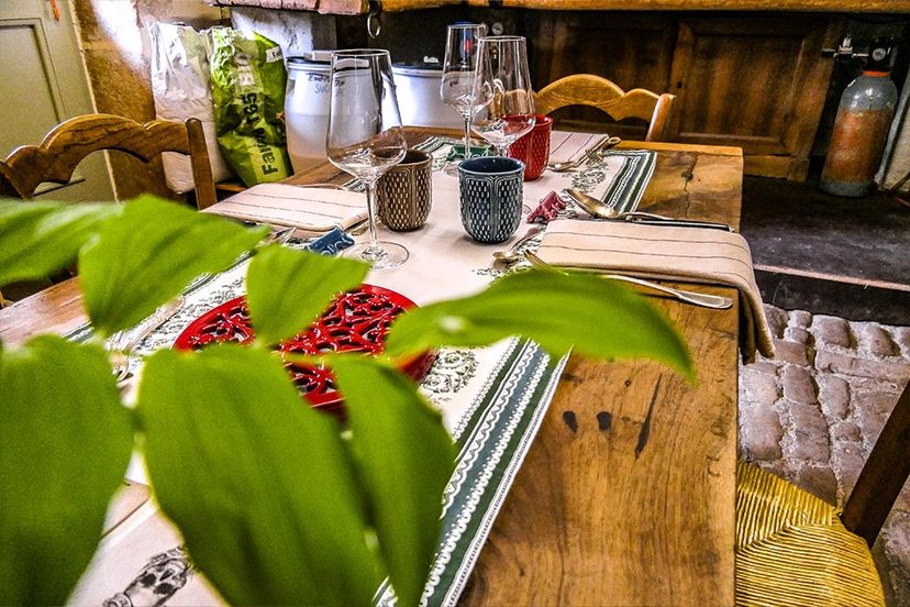 Une table dressée à la Table secrète du Chef